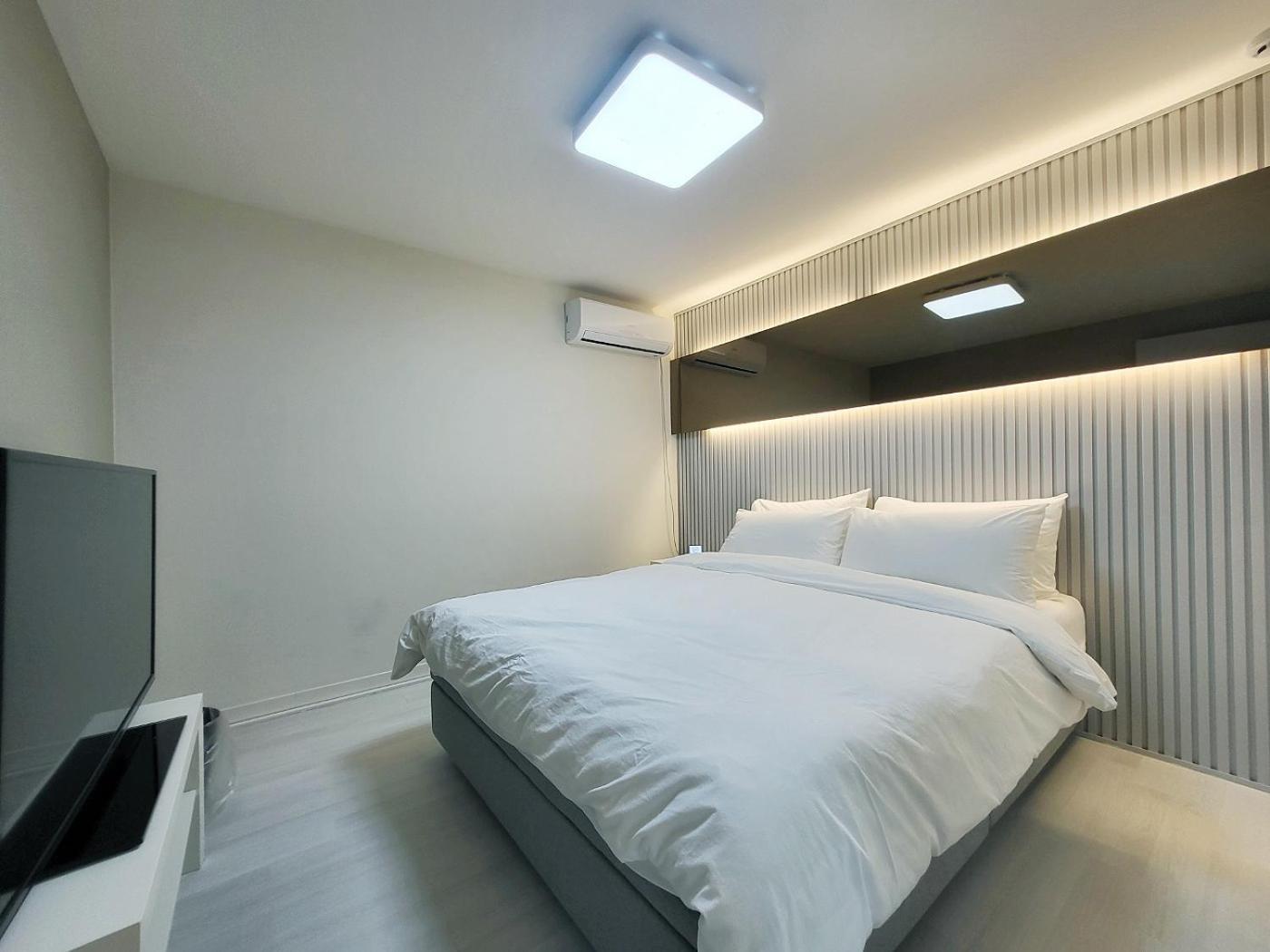 Penatess Pool Villa Chungju Exterior photo