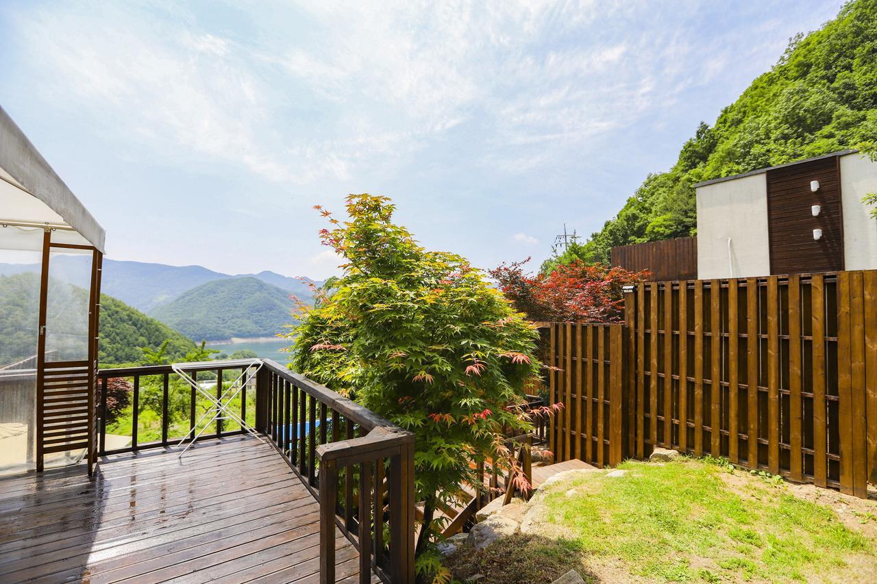 Penatess Pool Villa Chungju Exterior photo