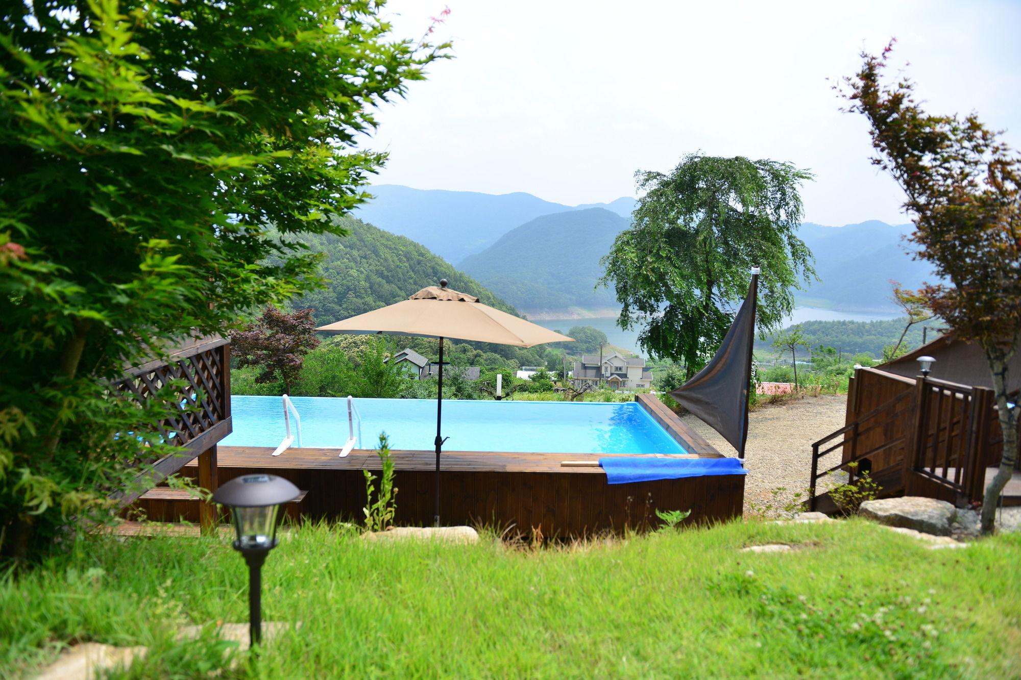 Penatess Pool Villa Chungju Exterior photo