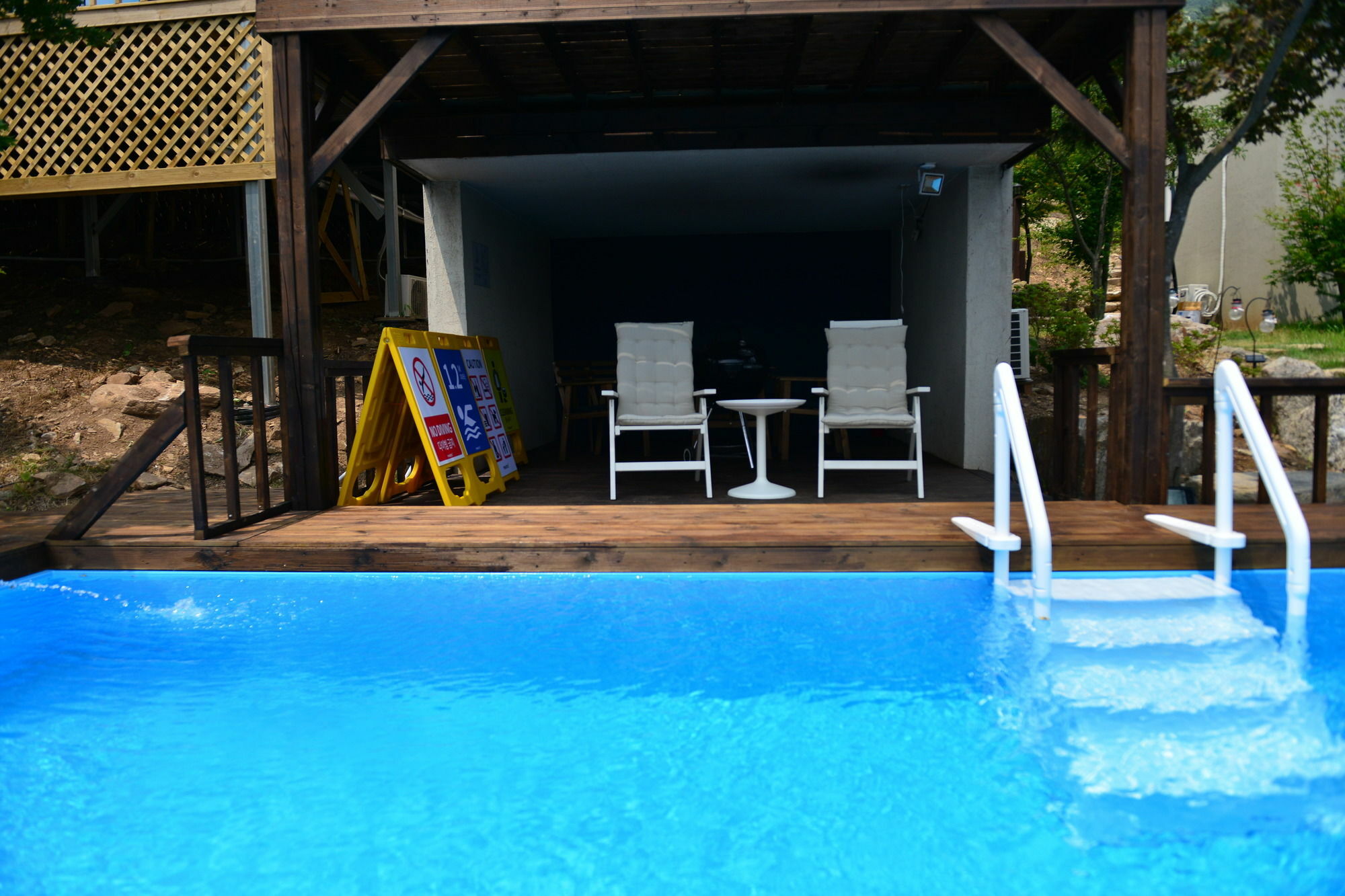 Penatess Pool Villa Chungju Exterior photo